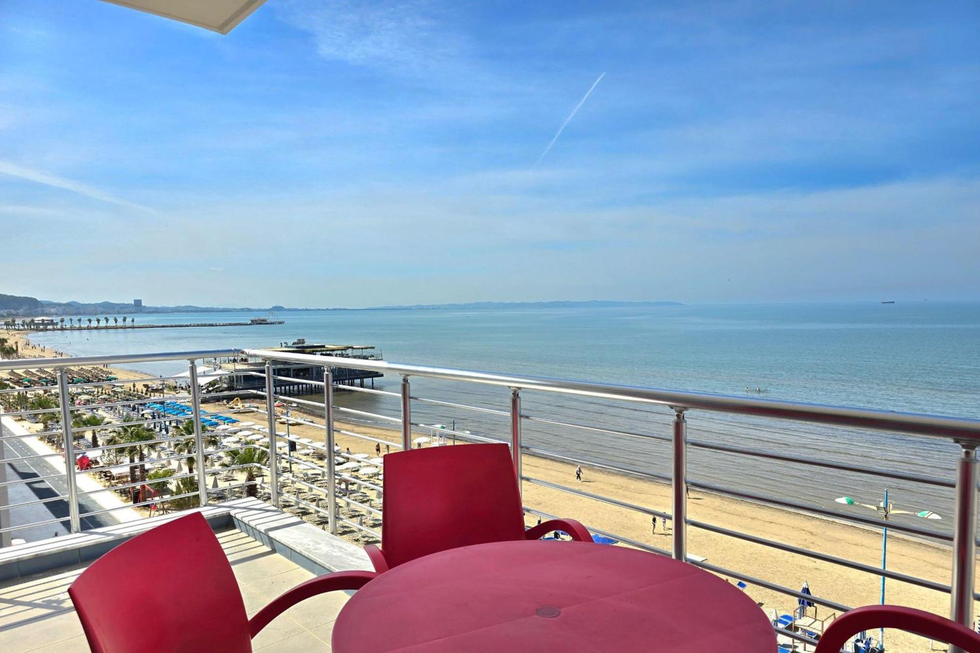 Sea View Apartments In Durrës Buitenkant foto
