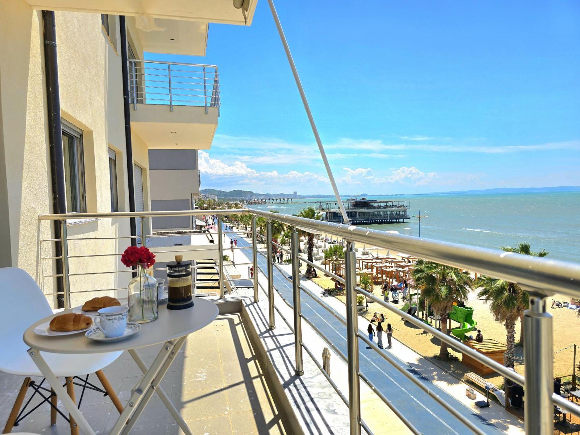 Sea View Apartments In Durrës Buitenkant foto
