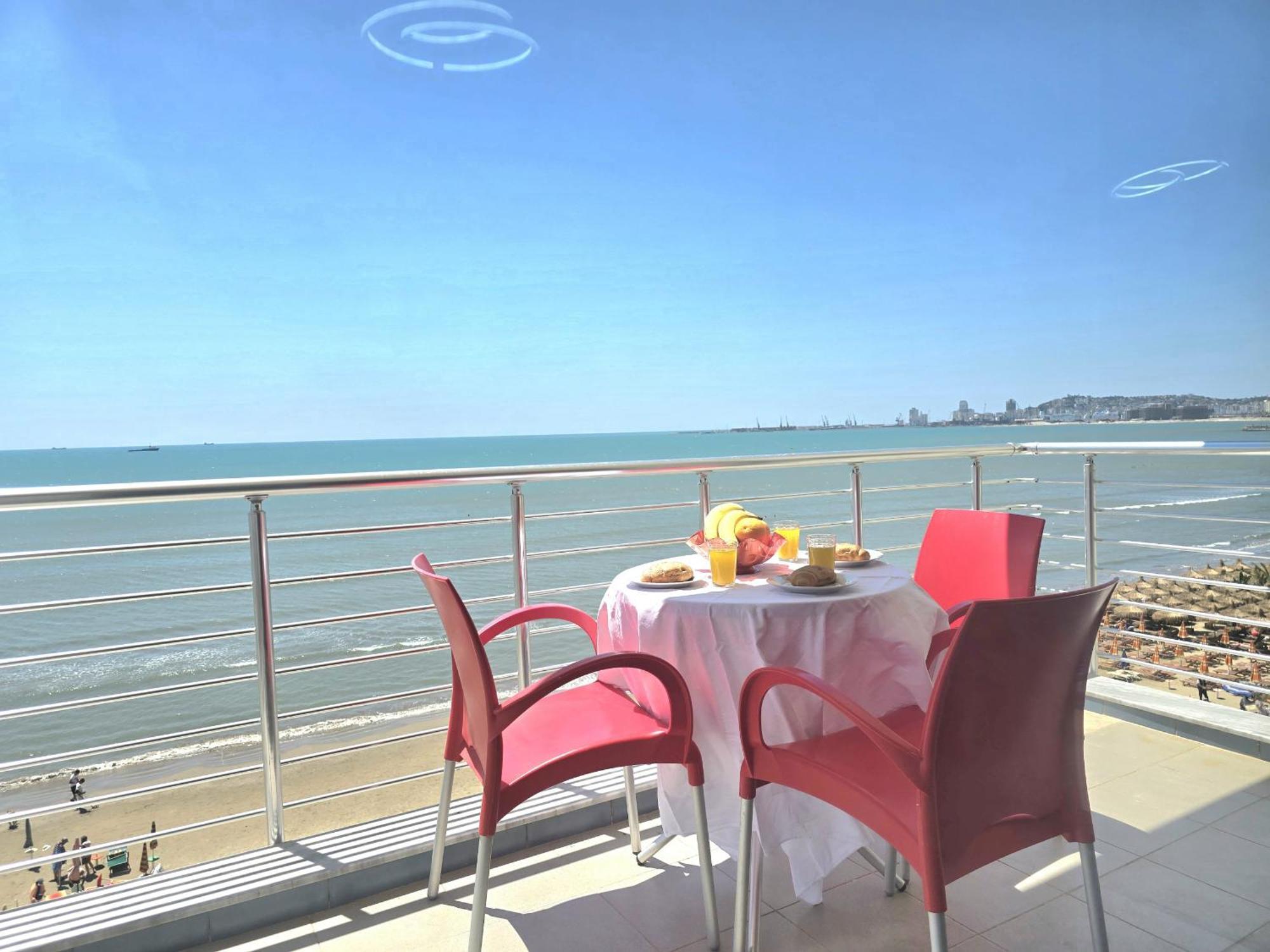 Sea View Apartments In Durrës Buitenkant foto