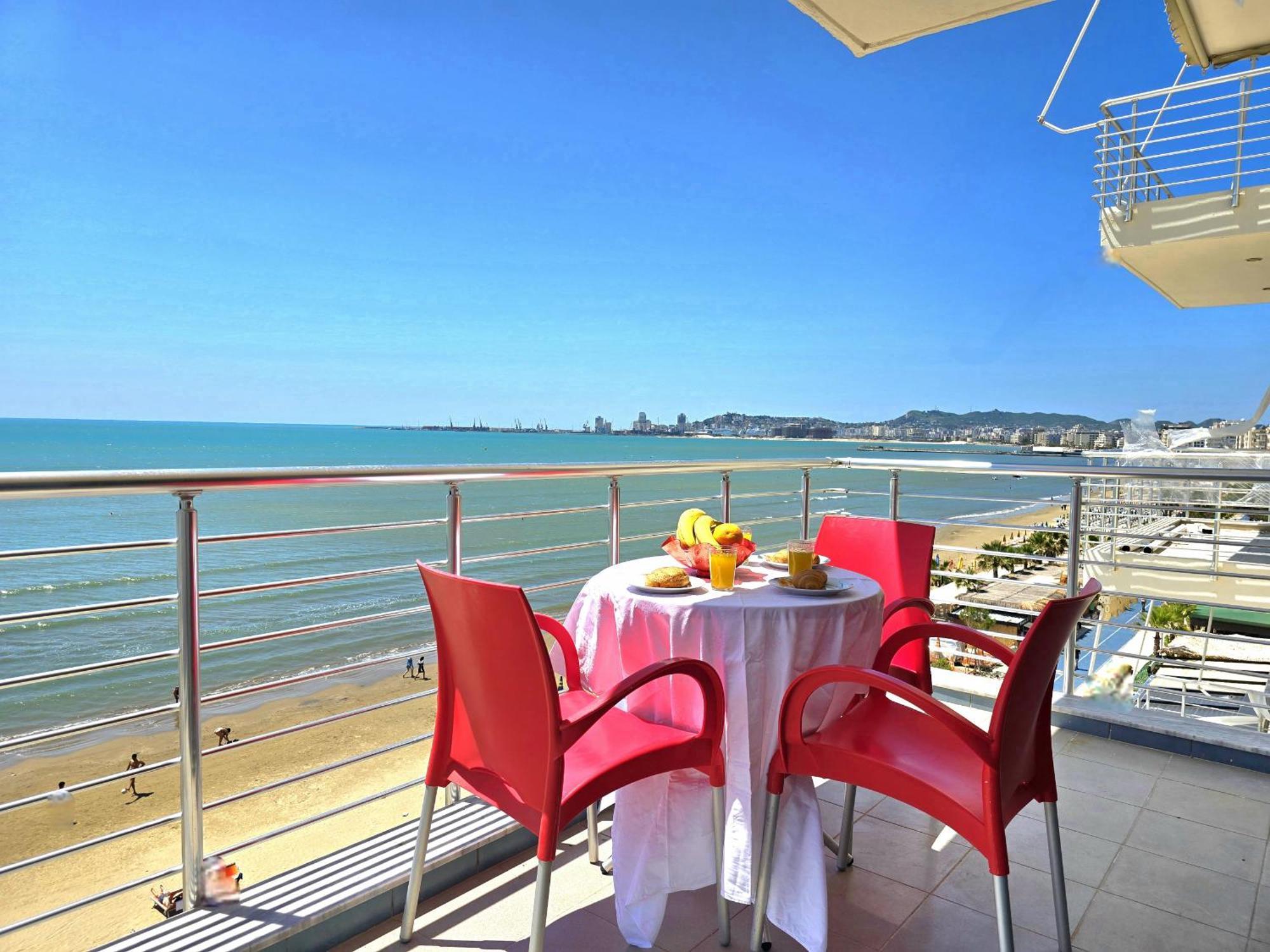 Sea View Apartments In Durrës Buitenkant foto